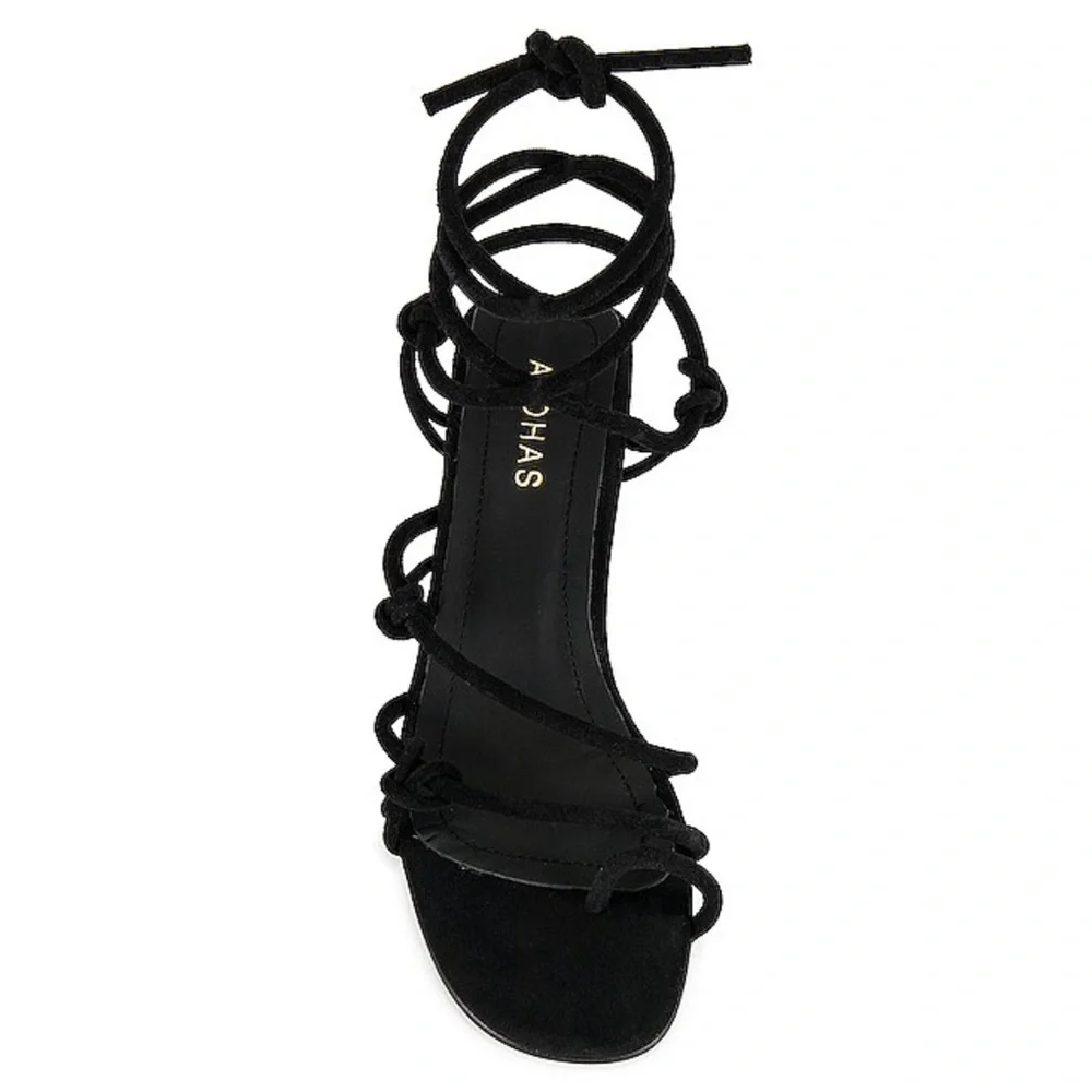 Alohas Goldie Sandal in Black